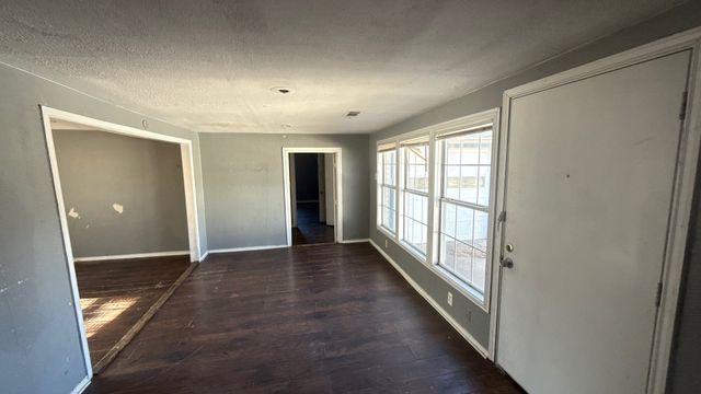 927 Powell Road, Mesquite, TX 75149