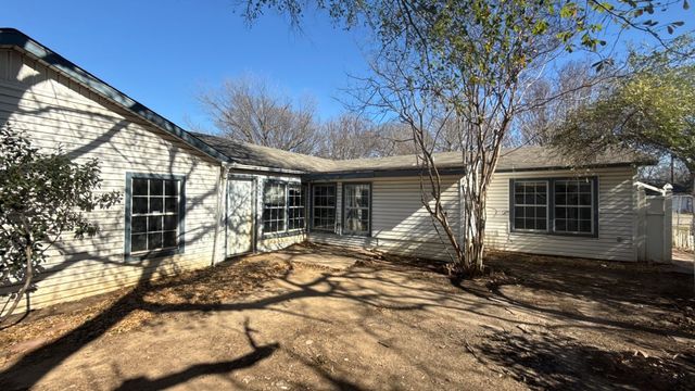 927 Powell Road, Mesquite, TX 75149