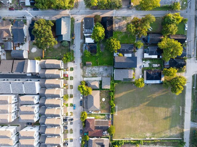 411 N Live Oak Street, Houston, TX 77003