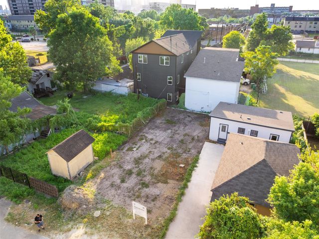411 N Live Oak Street, Houston, TX 77003