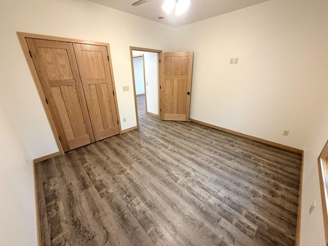 506 S 3rd St, Osage, IA 50461