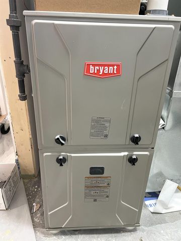 506 S 3rd St, Osage, IA 50461