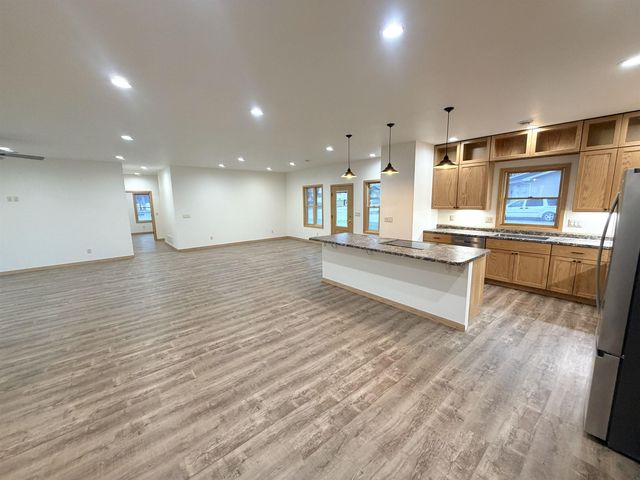 506 S 3rd St, Osage, IA 50461