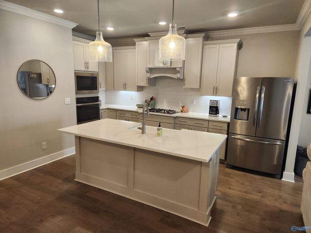 197 Saint Louis Street, Madison, AL 35758