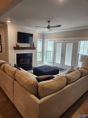 197 Saint Louis Street, Madison, AL 35758