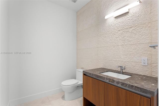 175 SE 25th Road 2701, Miami, FL 33129