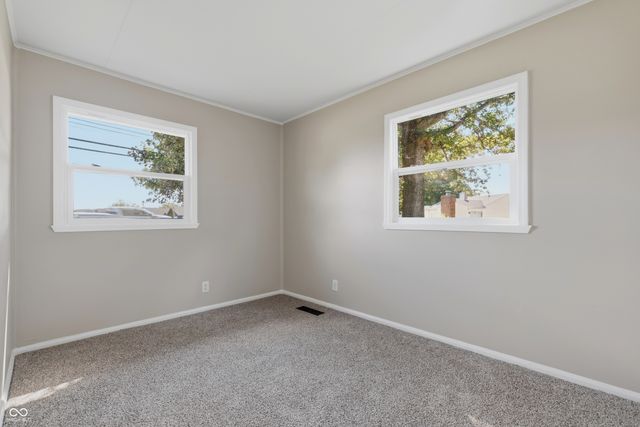 110 Whiteland Road, Whiteland, IN 46184
