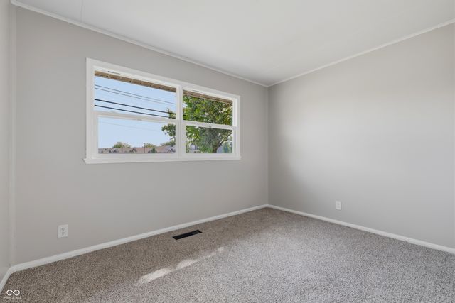 110 Whiteland Road, Whiteland, IN 46184