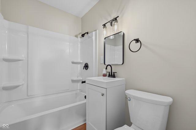 110 Whiteland Road, Whiteland, IN 46184