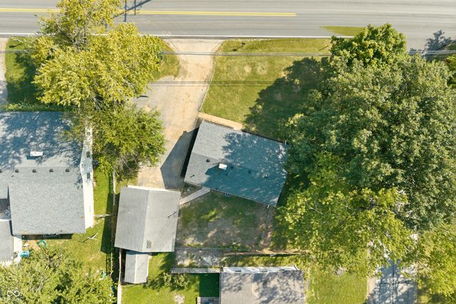 110 Whiteland Road, Whiteland, IN 46184
