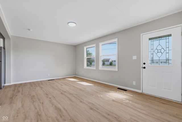 110 Whiteland Road, Whiteland, IN 46184
