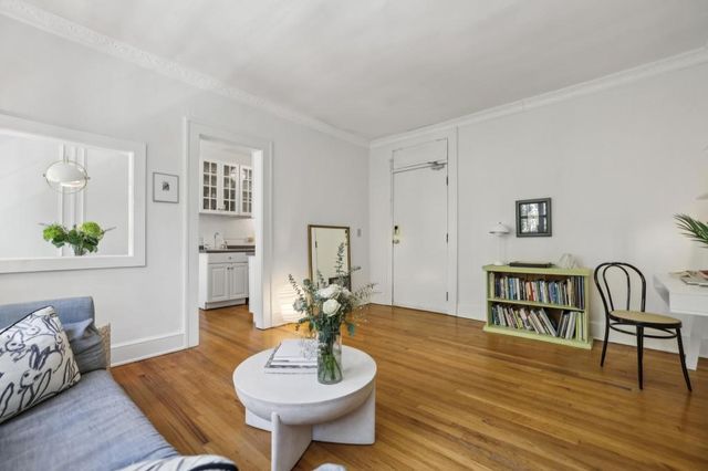 70 Sheridan Drive NE 9A, Atlanta, GA 30305