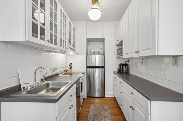 70 Sheridan Drive NE 9A, Atlanta, GA 30305