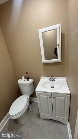 162 W ALLEGHENY AVE, Philadelphia, PA 19133