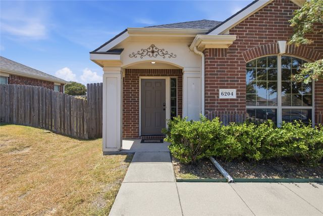 6204 Granite Creek Drive, Fort Worth, TX 76179