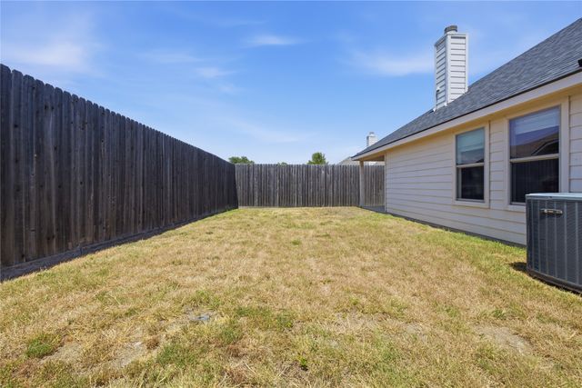 6204 Granite Creek Drive, Fort Worth, TX 76179