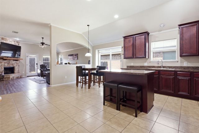 6204 Granite Creek Drive, Fort Worth, TX 76179