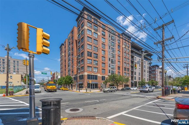 4301 Park Avenue 10 H, Union City, NJ 07087