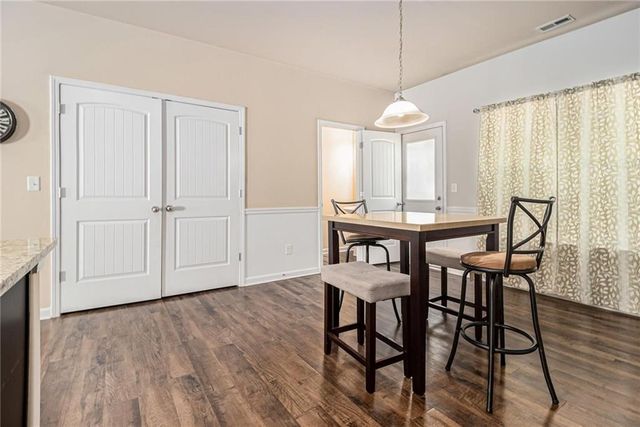 6148 Oakley Road 23, Union City, GA 30291