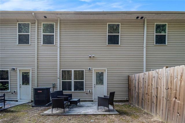 6148 Oakley Road 23, Union City, GA 30291