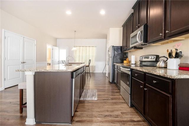 6148 Oakley Road 23, Union City, GA 30291