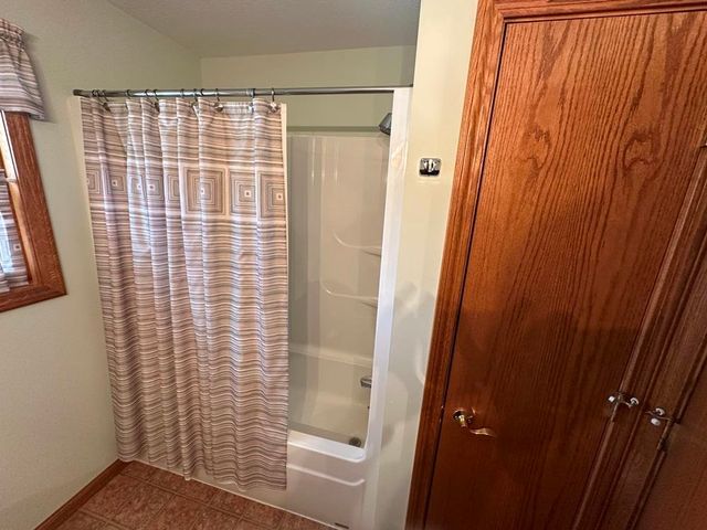 1452 Byfield Drive, Harrison, MI 48625