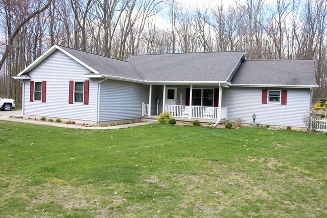 1452 Byfield Drive, Harrison, MI 48625