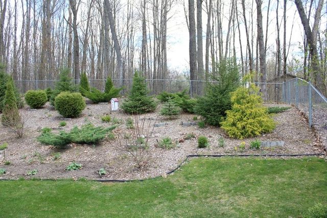 1452 Byfield Drive, Harrison, MI 48625