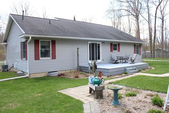 1452 Byfield Drive, Harrison, MI 48625