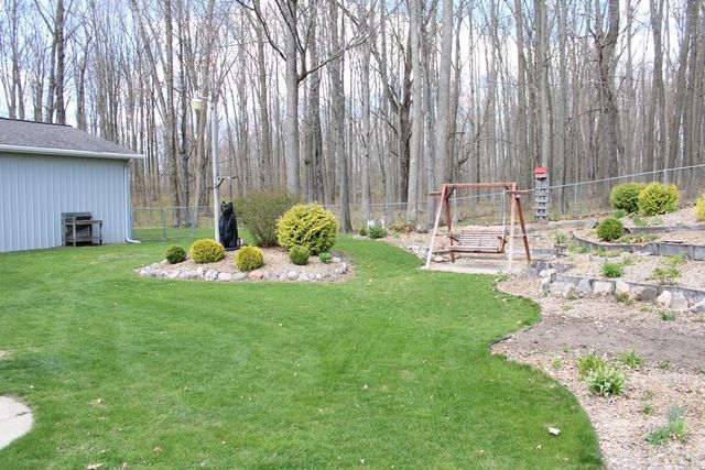 1452 Byfield Drive, Harrison, MI 48625