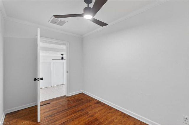 404 Eisenhower CIR, Portsmouth, VA 23701