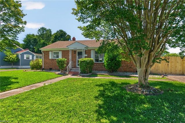404 Eisenhower CIR, Portsmouth, VA 23701