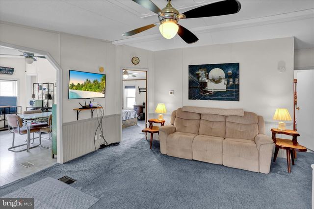 470 ONTELAUNEE DR, Shoemakersville, PA 19555