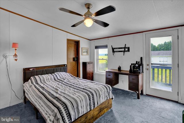470 ONTELAUNEE DR, Shoemakersville, PA 19555