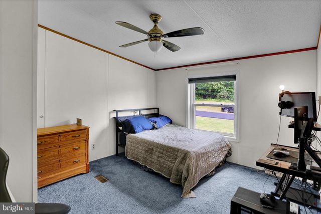 470 ONTELAUNEE DR, Shoemakersville, PA 19555