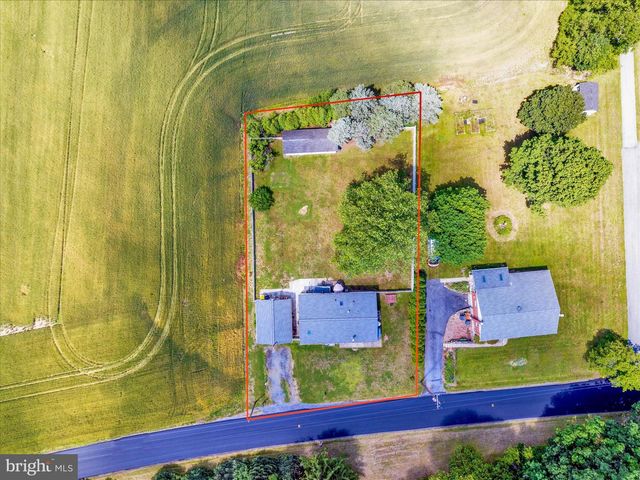470 ONTELAUNEE DR, Shoemakersville, PA 19555