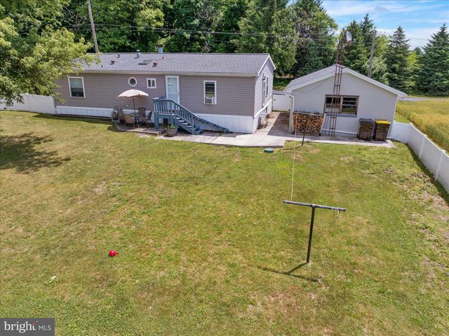 470 ONTELAUNEE DR, Shoemakersville, PA 19555