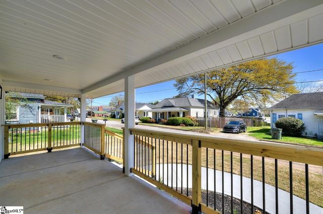 104 Albert Street, Greer, SC 29651