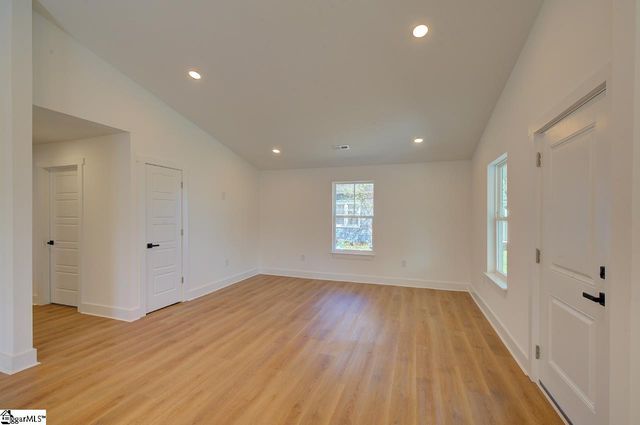 104 Albert Street, Greer, SC 29651