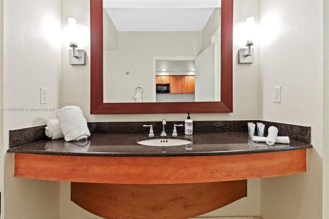 18001 Collins Ave 511, Sunny Isles Beach, FL 33160