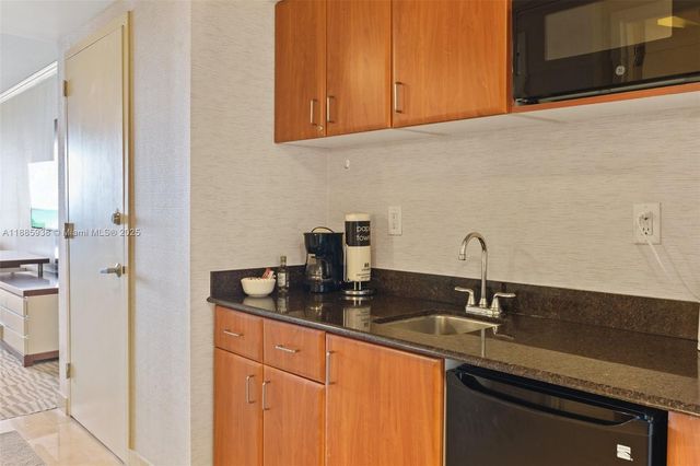 18001 Collins Ave 511, Sunny Isles Beach, FL 33160