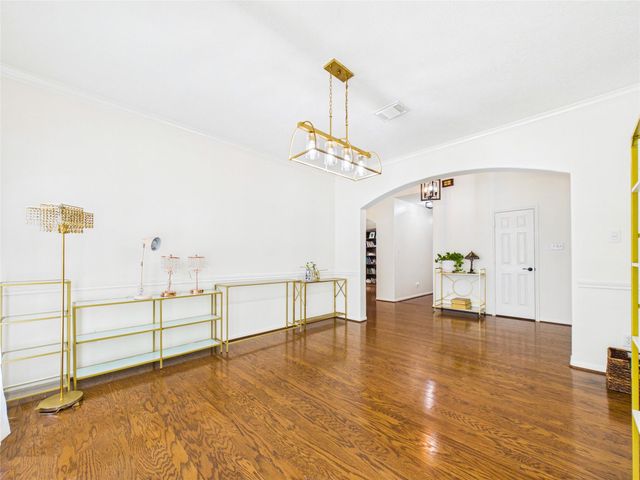 2876 Love Lane, Friendswood, TX 77546