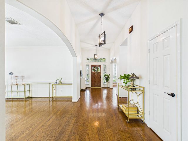 2876 Love Lane, Friendswood, TX 77546