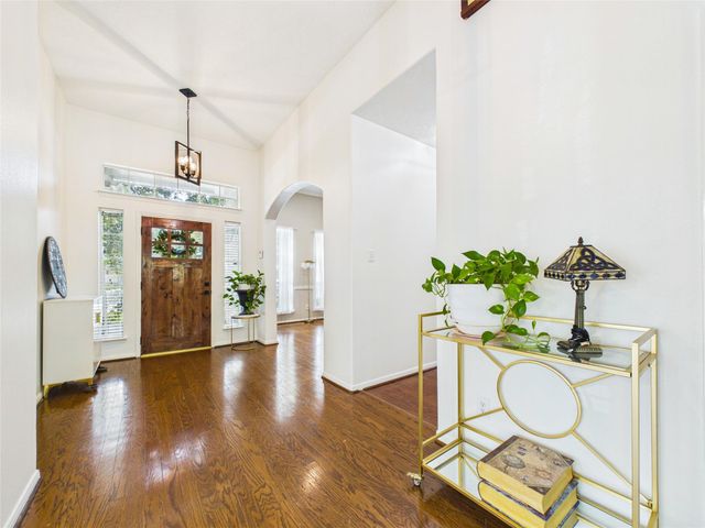 2876 Love Lane, Friendswood, TX 77546