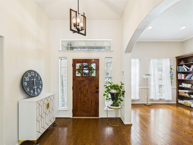 2876 Love Lane, Friendswood, TX 77546