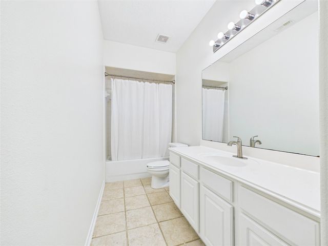 2876 Love Lane, Friendswood, TX 77546