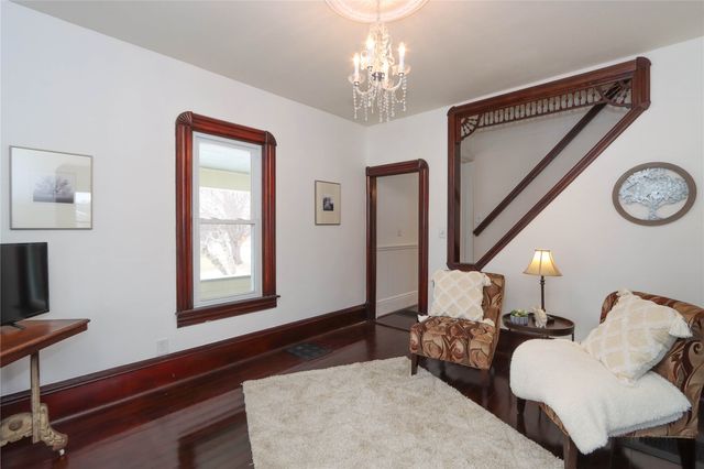 224 W Main Street, Oxford, IA 52322