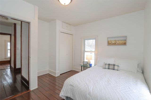 224 W Main Street, Oxford, IA 52322