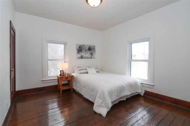 224 W Main Street, Oxford, IA 52322