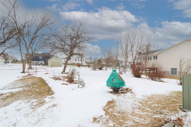 224 W Main Street, Oxford, IA 52322